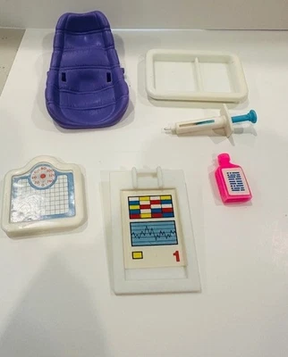 Mattel Barbie 1994 So Much To Do Baby Care Center piezas de repuesto lote de 6 Foto 1 de 2