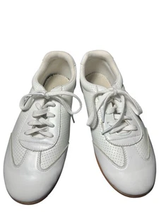 Jinwu Women’s Martial Arts White Leather Shoes Kung Fu Tai Chi Size 41 (US 10.5) - Picture 1 of 6
