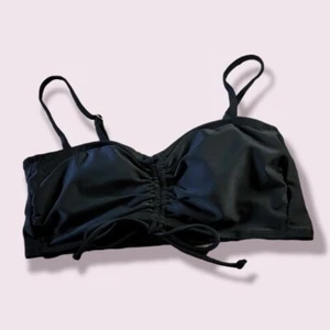 Medium bikini top! - Picture 1 of 2