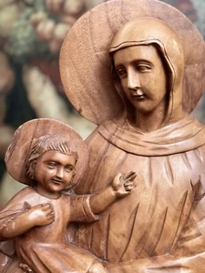 VINTAGE HAND CARVED WOOD GOTHIC STYLE MADONNA AND CHILD WALL DISPLAY - Picture 1 of 13