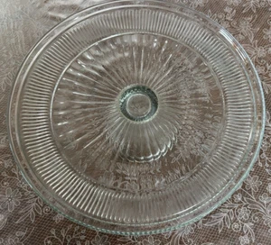 ANCHOR HOCKING 'CANTON' GLASS PEDESTAL CAKE /DESSERT PLATE ~ EUC - Picture 1 of 9