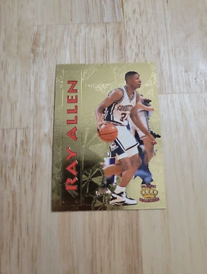 1996-97 Pacific Collection RAY ALLEN Pacific Power Gold #PP-2 cartão de novato RC HOF - Imagem 1 de 4