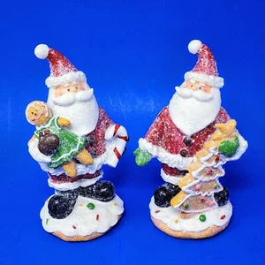 VALERIE PARR HILL Juego de 2 FIGURAS DE SANTA con Pan de Jengibre Niña y Árbol de Navidad - Imagen 1 de 6