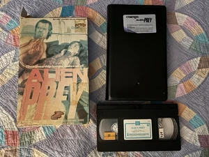 ALIEN PREY VHS 1978 Norman J. Warren Horror COMET VIDEO BIGBOX Clamshell TESTED - Picture 1 of 3