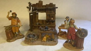 Fontanini Schmiede Dorf Sammlung Krippe mit Figuren (6 Stück) - Bild 1 von 16