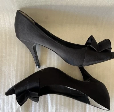 Apt.9 Women Black Shoes Stiletto Pumps Heels Open Toe 7.5 Ruffle Business Casual - Image 1 of 4
