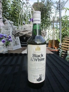 1 Fl. 700ml Black & White Whisky vor 1975, Buchanans Old Scotch, 43% - Bild 1 von 7