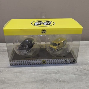 M2 Machines 2024 Christmas Ornament 2-Pack - Moon Eyes 1971 Chevy Van G10 - New - Picture 1 of 5