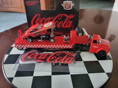 M2 COKE 定制套装 1970 雪佛兰 C60 拖拉机、拖车 & 60 Camaro Z/28 Funnycar — 第 1/4 张图片