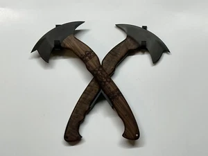 Terminal List/ bleeding Heart/Axe Stand Holder Display Winkler Half Face Blades - Picture 1 of 2