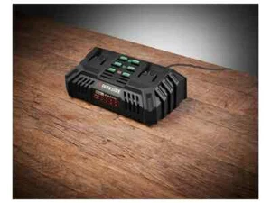 PARKSIDE Akku-Doppel-Schnellladegerät »PDSLG 20 A1«, 4,5 A, 200 Watt - Bild 1 von 14