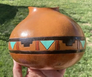 Gourd Wall Pocket Southwest Design 6.5” Handcrafted Vintage Wall Decor - Picture 1 of 10
