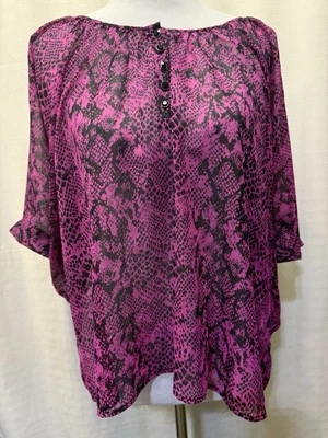 Blusa Wrangler Rock 47 Rosa Negra Estampado Animal Semi Transparente Encaje en la Espalda Talla XL Foto 1 de 4