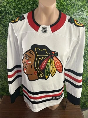 2017 Chicago Blackhawks Replica Duncan Keith Fanatics White Jersey Size Small - Image 1 of 4