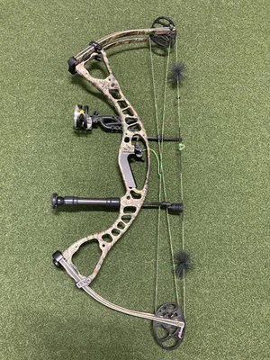 Arco Quemador Hoyt Alpha Derecha 50-60lbs Excelente Estado con Extras Foto 1 de 4