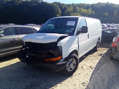 Motor Chevrolet Express 3500 Van 4.8L 2013 8 cilindros fabricante de equipamento original 143K milhas - LKQ397530550 - Imagem 1 de 4