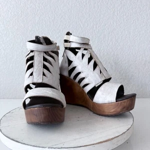NEU Lane Stiefel Becca Wedges Damen 9 Western weiß Leder Absatz Sandalen 4" - Bild 1 von 9