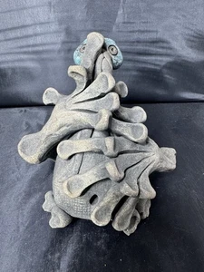 "Escultura de criatura WOO ojos azules de Richard y Susan Marshall años 70 5""" - Imagen 1 de 9