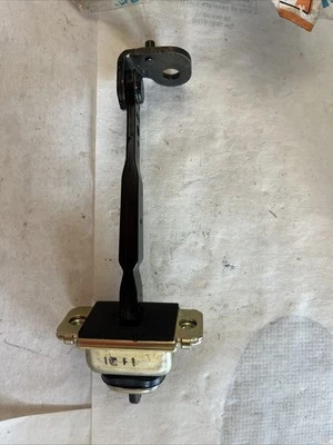 96257991 TIRANTE PORTA ANTERIORE DESTRO DAEWOO NUBIRA - Immagine 1 di 3