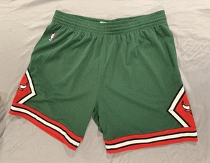 Mitchell & Ness Hardwood Classics Chicago Bulls Swingman Shorts grün Herren 2XL - Bild 1 von 22