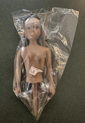 Muñeca Vintage Pick Topper Pelo Negro - Nueva en Paquete Original Sellado Foto 1 de 4