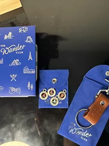 The Wander Club Wanderkette Schlüsselanhänger in Braun & 4 MLB Token Kostenloser Versand A2 - Bild 1 von 4