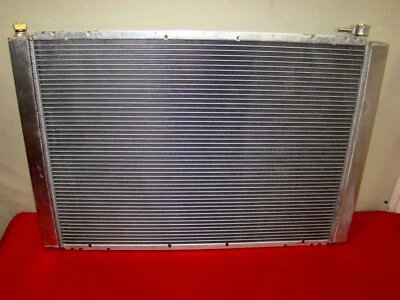 All Aluminum Radiator Fr 2004-2006 Lexus RX 330 RX330 V6 3.3L 8012689 CU2688 APD - Image 1 of 4