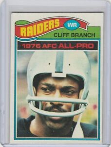 1977 Topps #470 Cliff Branch Oakland Raiders NRMT