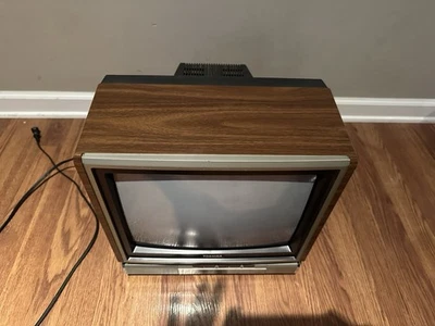 Retro Gaming Toshiba CX1466 14” CRT TV 1986 AV connect excellent condition VTG - Image 1 of 4