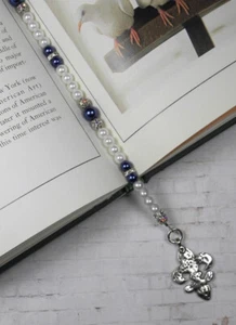 Fleur De Lis Beaded Thong Bookmark Glass Pearl Handmade White Blue New - Picture 1 of 5