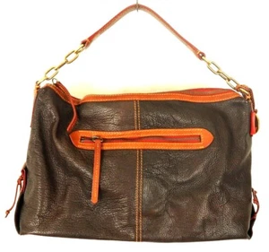 BOLSO VAGABUNDO DOONEY & BOURKE marrón chocolate oscuro bolsillo con cremallera frontal - Imagen 1 de 8