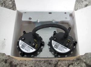 New OEM Carrier HK06MB023 Furnace Dual Air Pressure Switch Assy Free Shipping - Picture 1 of 5