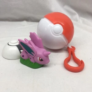 Pokemon Nidoran (männlich) 1999 Burger King Toy Launcher FUNKTIONIERT mit Pokeball! - Bild 1 von 6