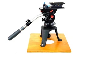 Miller 30 II FL HEAD HI HAT TRIPOD SYS TELBAR 2 PLATE ACCESSORIES SERVICED 30Lbs - Picture 1 of 9
