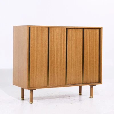Harvey Probber Mid Century latón y caoba credenza Foto 1 de 4