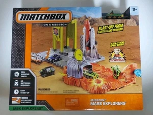 Matchbox On A Mission ~ Mars Explorers PlaySet! New! Rare! - Picture 1 of 3