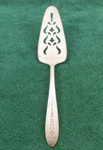 Vintage NATIONAL SILVERPLATE 10" Dessert Server Cake & Pie Server - Picture 1 of 8