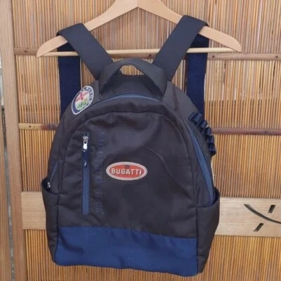 Mochila BUGATTI-FERRARI-ALFA ROMEO inspirada en Vinyard Vines Foto 1 de 4