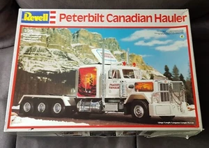 Camión Peterbilt Canadien de Revell 1:25 embalaje original - Imagen 1 de 8