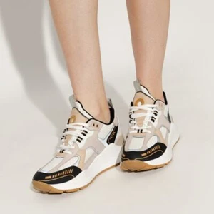 Burberry Logo Embossed Leather Low Top Sneakers Pale Nude/Grey/White Size 44 - Picture 1 of 12