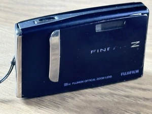 Finepix Z10 Fd Purple Digital Camera - Picture 1 of 8