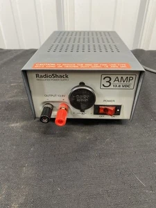 Radio Shack Regulated Power Supply 3 Amp 13.8 VDC 120VAC 60hz 100w DC12V Socket - Picture 1 of 6