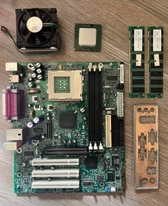Intel D815EFV PGA370 Motherboard + Celeron 1000A +512MB SDRAM + FAN + I/O Shield - Picture 1 of 15