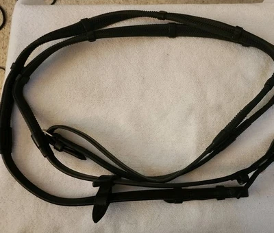 Horze Slender Grippy Rubber Horseback Riding Reins with stops Pony sized - Image 1 of 4