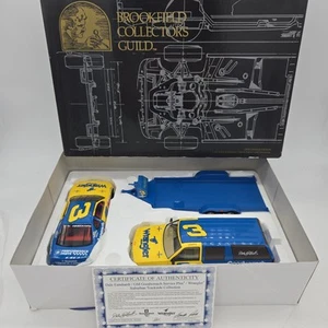 Brookfield Collectors Dale Earnhardt Wrangler Suburban Trackside 1:24 Race Car - Picture 1 of 24
