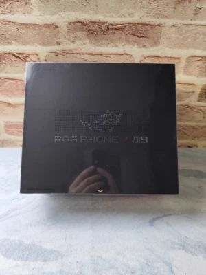 Asus ROG Phone 9 Pro Android 15 5G 1TB 24GB RAM game phone - Image 1 of 4