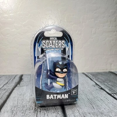 NECA Scalers DC 漫画蝙蝠侠经典电视剧悬挂人偶 2 全新未拆封 — 第 1/4 张图片