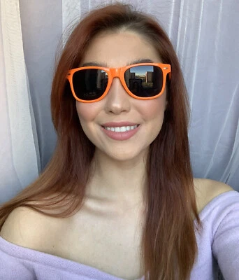 Nuevas gafas de sol Fashionista naranja para hombre y mujer X3. Foto 1 de 4