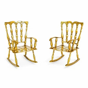 Paire Vintage De 2 Mini Chaises Berçantes En Laiton, Meubles De Maison De Poupée - Picture 1 of 10