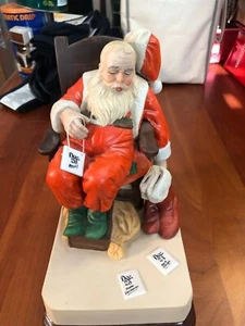 Museum Collections Christmas Music Box Figurine THE DAY AFTER CHRISTMAS 1987!! - Picture 1 of 9